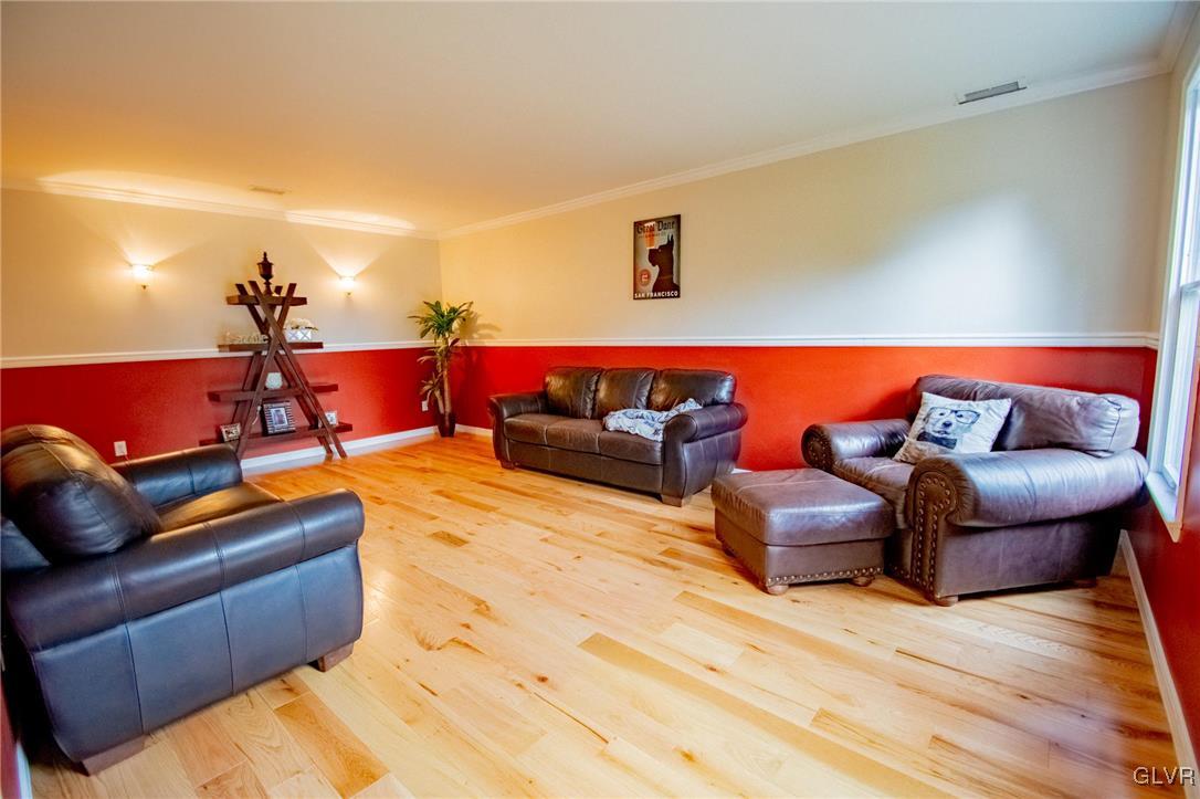 5642 Paradise Road Slatington, PA 18080 - Photo 11 of 44 Gallery Image 11