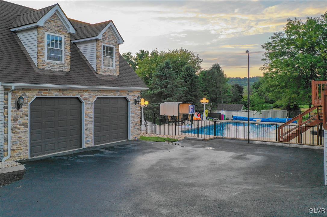 5642 Paradise Road Slatington, PA 18080 - Photo 34 of 44 Gallery Image 34