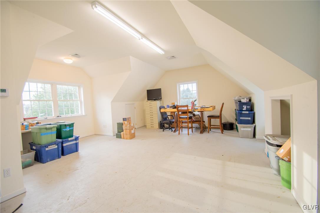 5642 Paradise Road Slatington, PA 18080 - Photo 36 of 44 Gallery Image 36