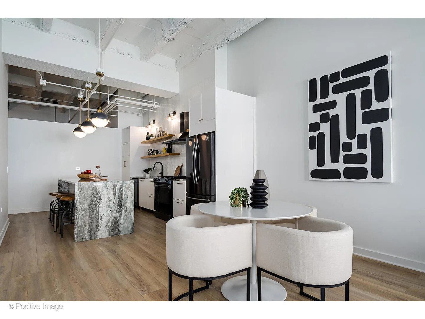 20 North State Street, Unit 411 Chicago, IL 60602 - Photo 7 of 17