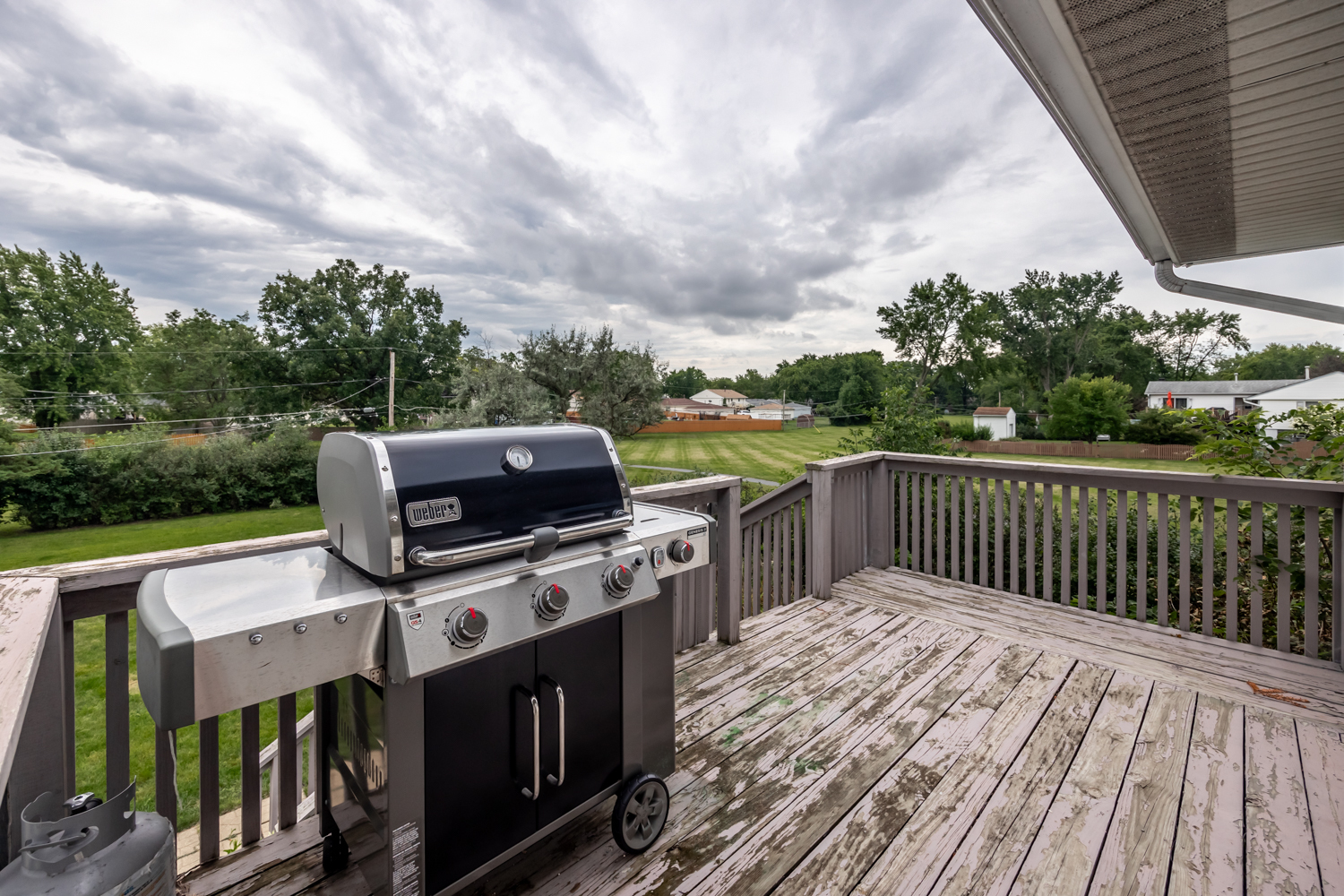 503 Ridge Circle Streamwood, IL 60107 - Photo 23 of 25 a view of a balcony with furniture
