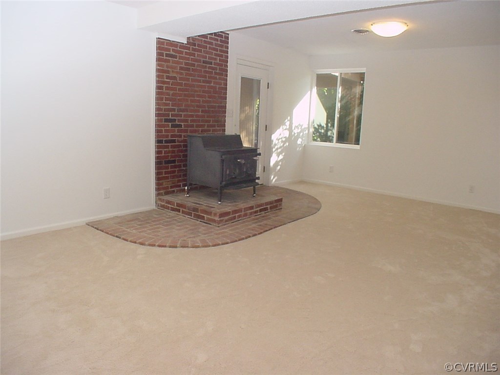 7905 Stiles Road North Chesterfield, VA 23235 - Photo 26 of 47 Family room has glass door straight out to the ca