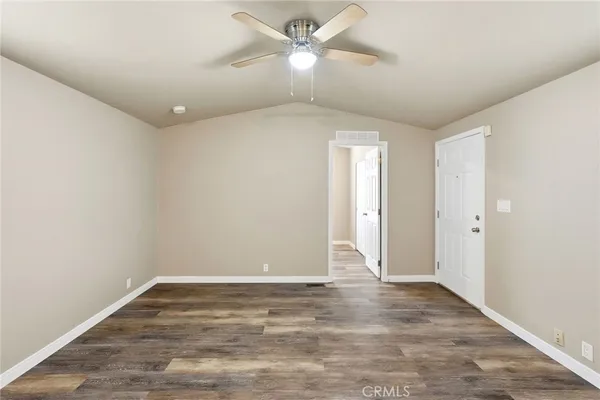 $229,950 | 2193 Los Feliz Drive, Unit 6, Thousand Oaks, CA 91362