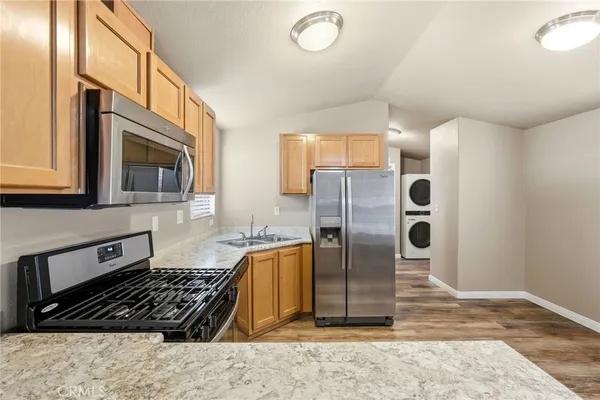 $229,950 | 2193 Los Feliz Drive, Unit 6, Thousand Oaks, CA 91362