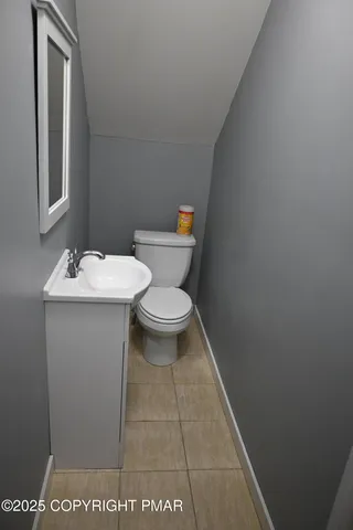 $214,000 | 222 Nadine Boulevard, Pocono Summit, PA 18346