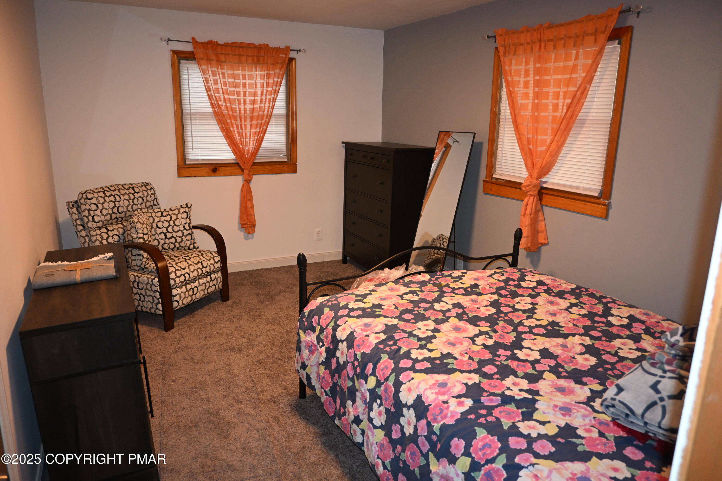 222 Nadine Boulevard Pocono Summit, PA 18346 - Photo 7 of 16