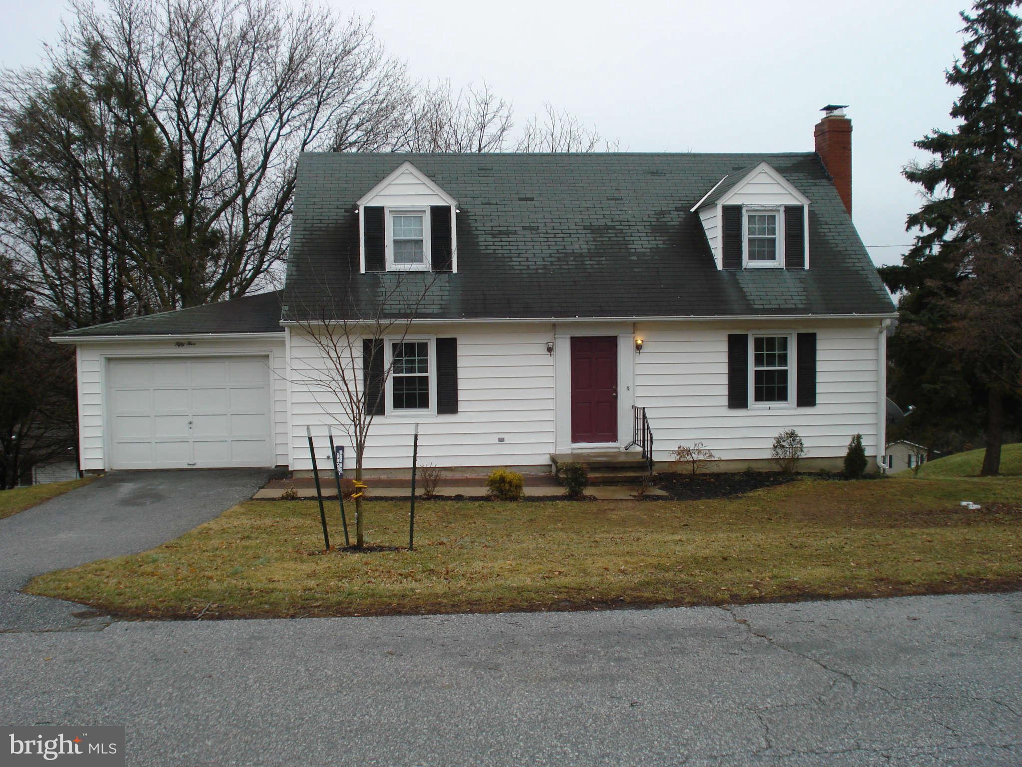 55 Ridge Road Westminster, MD 21157 - Photo 2 of 25 Exterior (Front)