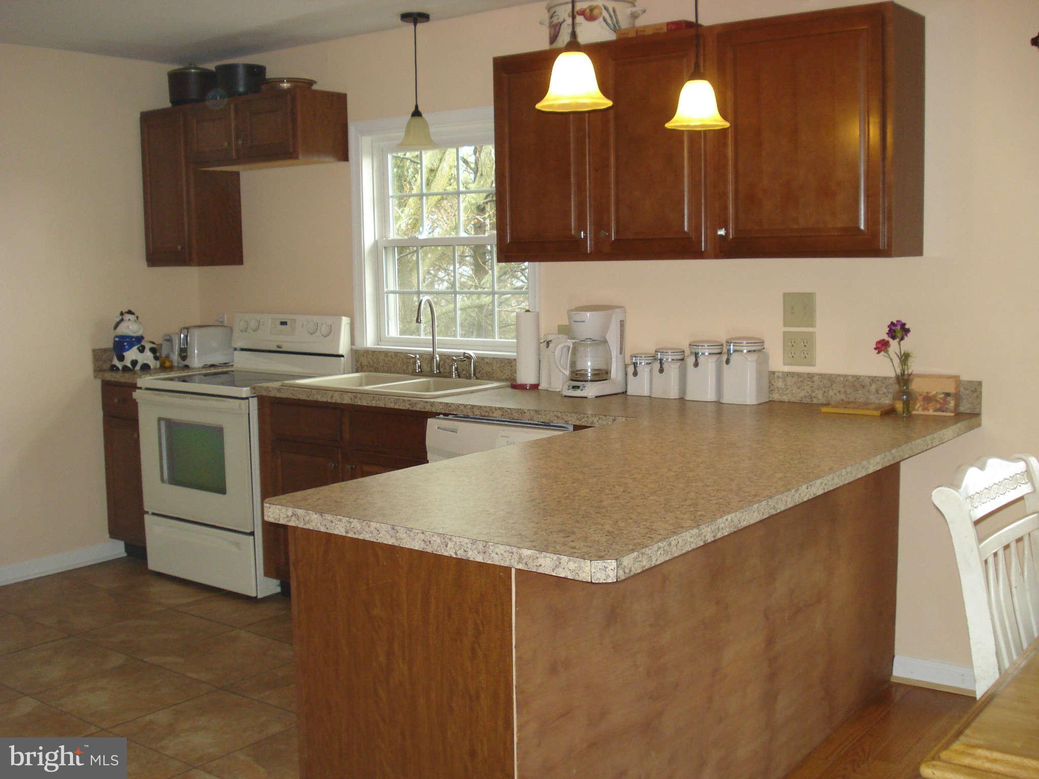 55 Ridge Road Westminster, MD 21157 - Photo 9 of 25 Kitchen