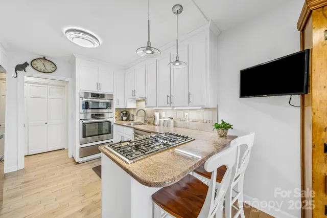 $760,000 | 5136 Dunes Court, Charlotte, NC 28226