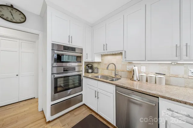 $760,000 | 5136 Dunes Court, Charlotte, NC 28226