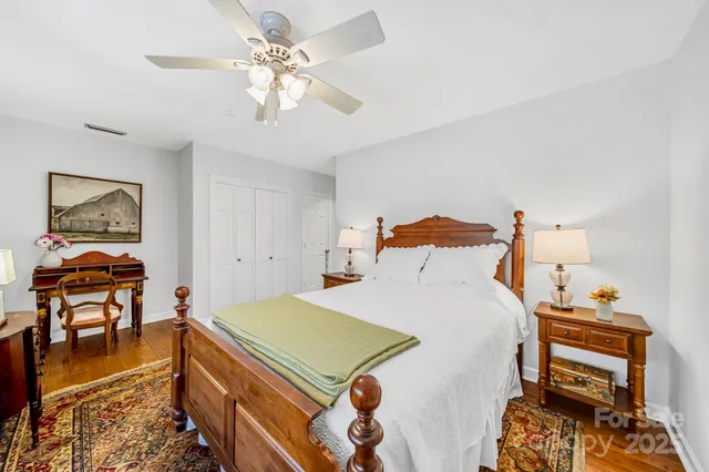 $760,000 | 5136 Dunes Court, Charlotte, NC 28226