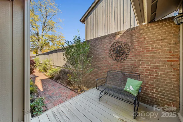 $760,000 | 5136 Dunes Court, Charlotte, NC 28226