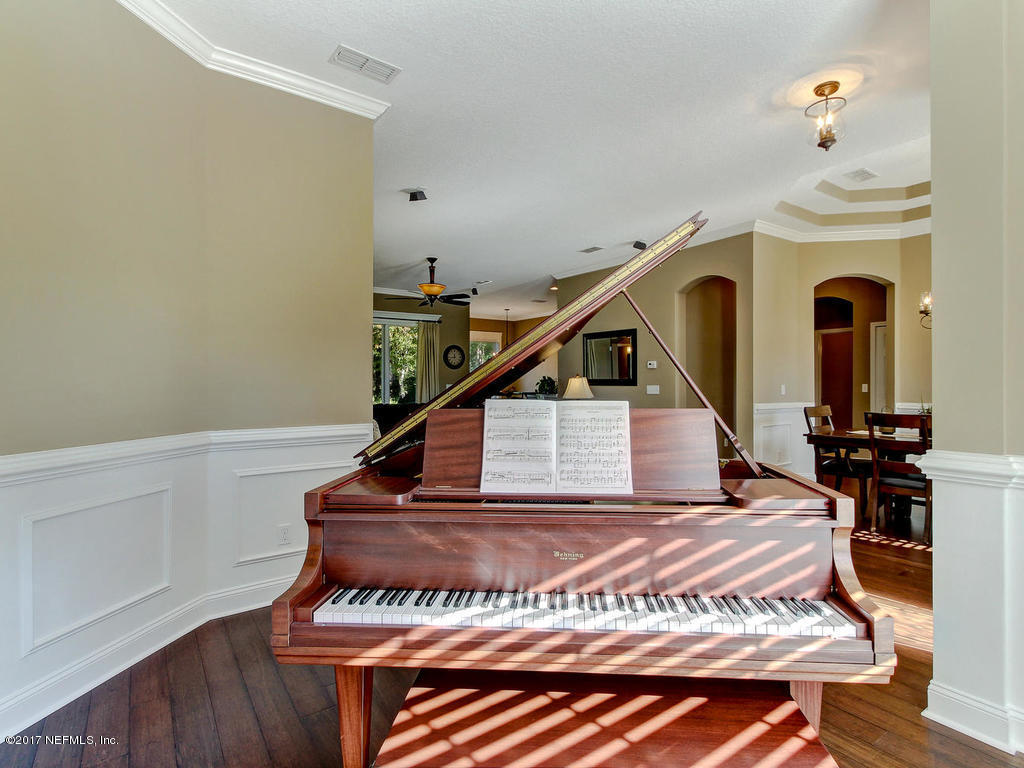 11079 Lothmore Road Jacksonville, FL 32221 - Photo 9 of 45 11079 Lothmore Rd Jacksonville-MLS_Size-