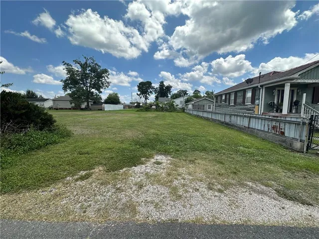 $50,000 | 13-14 6th Street, Chalmette, LA 70043