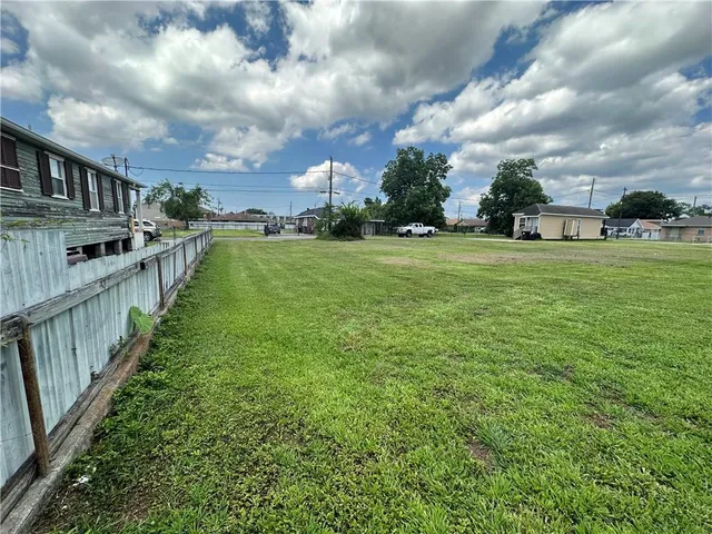$50,000 | 13-14 6th Street, Chalmette, LA 70043