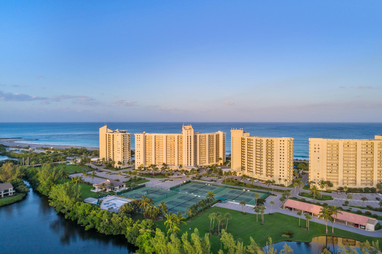 100 Ocean Trail Way, Unit 207 Jupiter, FL 33477 - Photo 47 of 61 300 Ocean Trail Way Unit 600-large-031-0