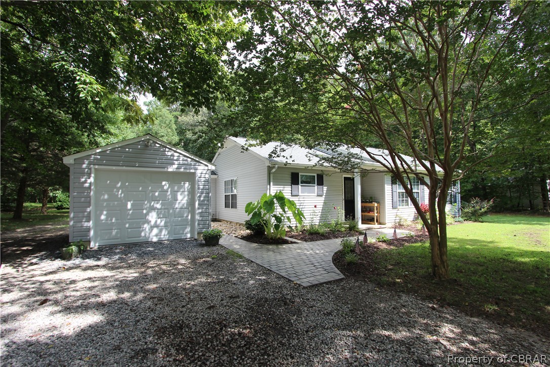 8831 Marlfield Road Gloucester, VA 23061 - Photo 1 of 36 Gallery Image 1