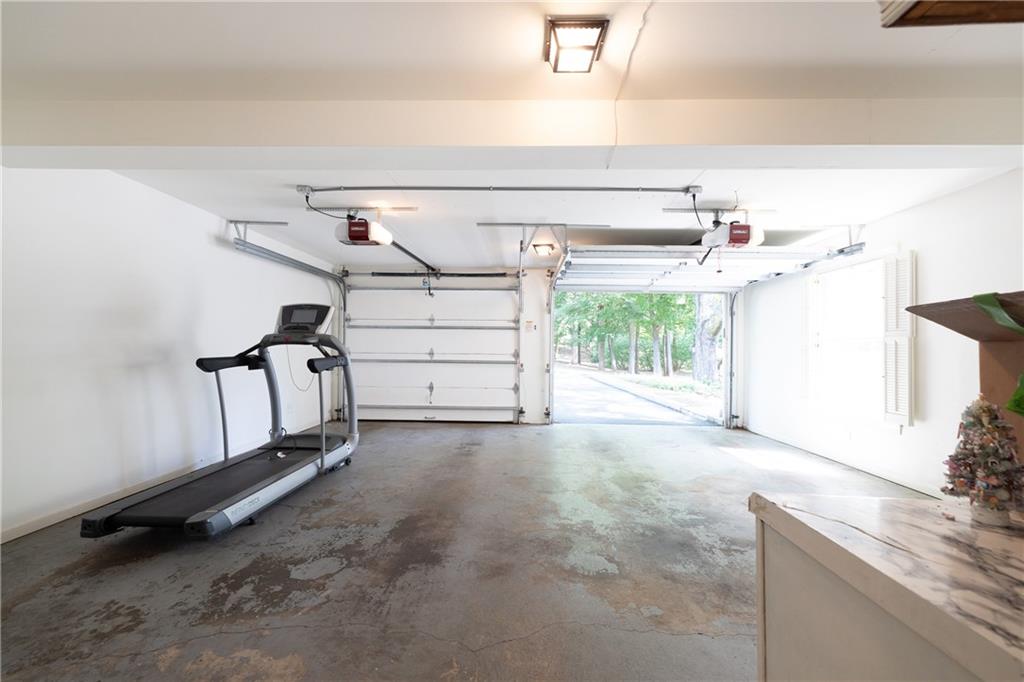 10 Mooregate Square Northwest, Unit 10 Atlanta, GA 30327 - Photo 17 of 36