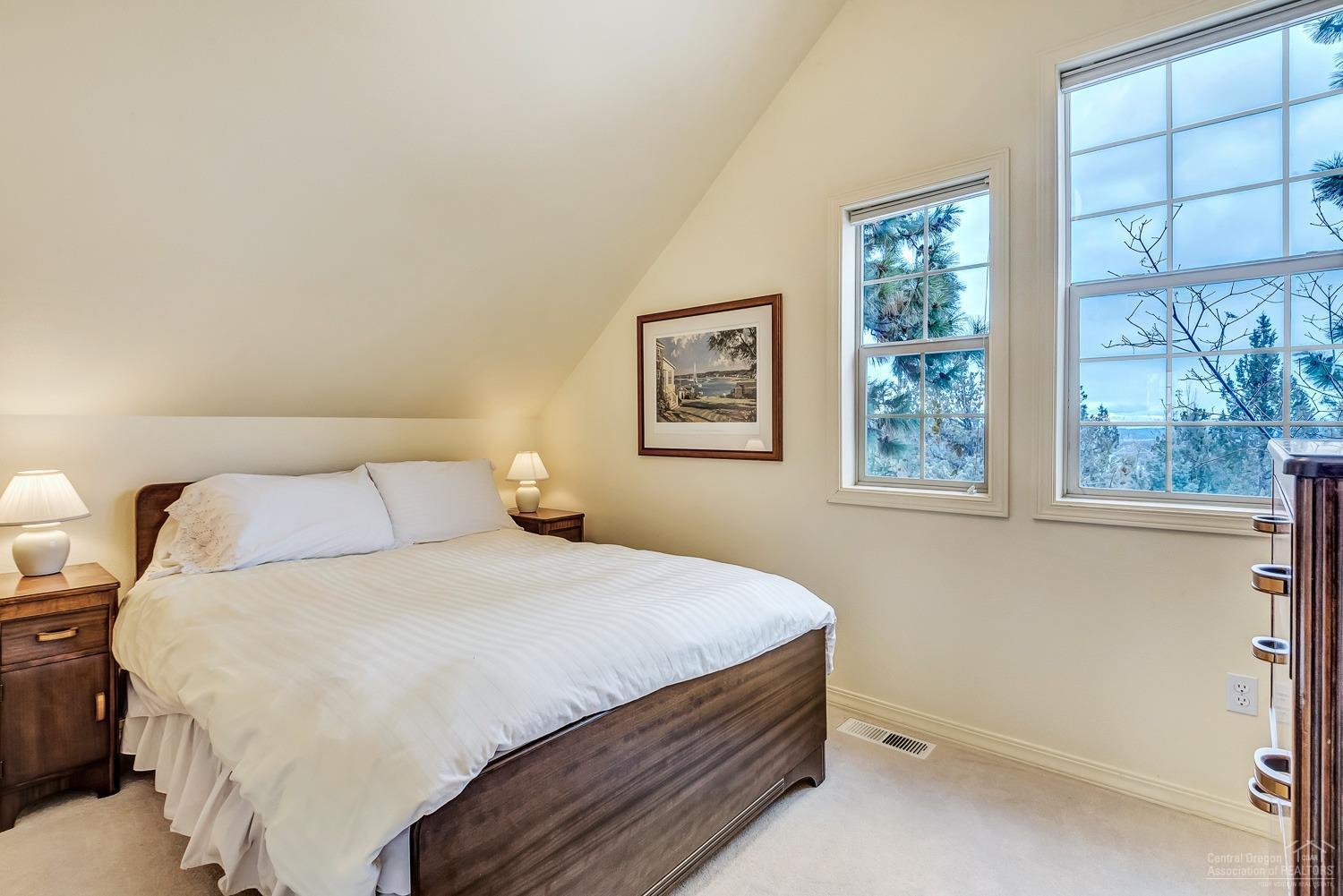 3648 Northwest Falcon Ridge Bend, OR 97703 - Photo 13 of 23 Additional Photo