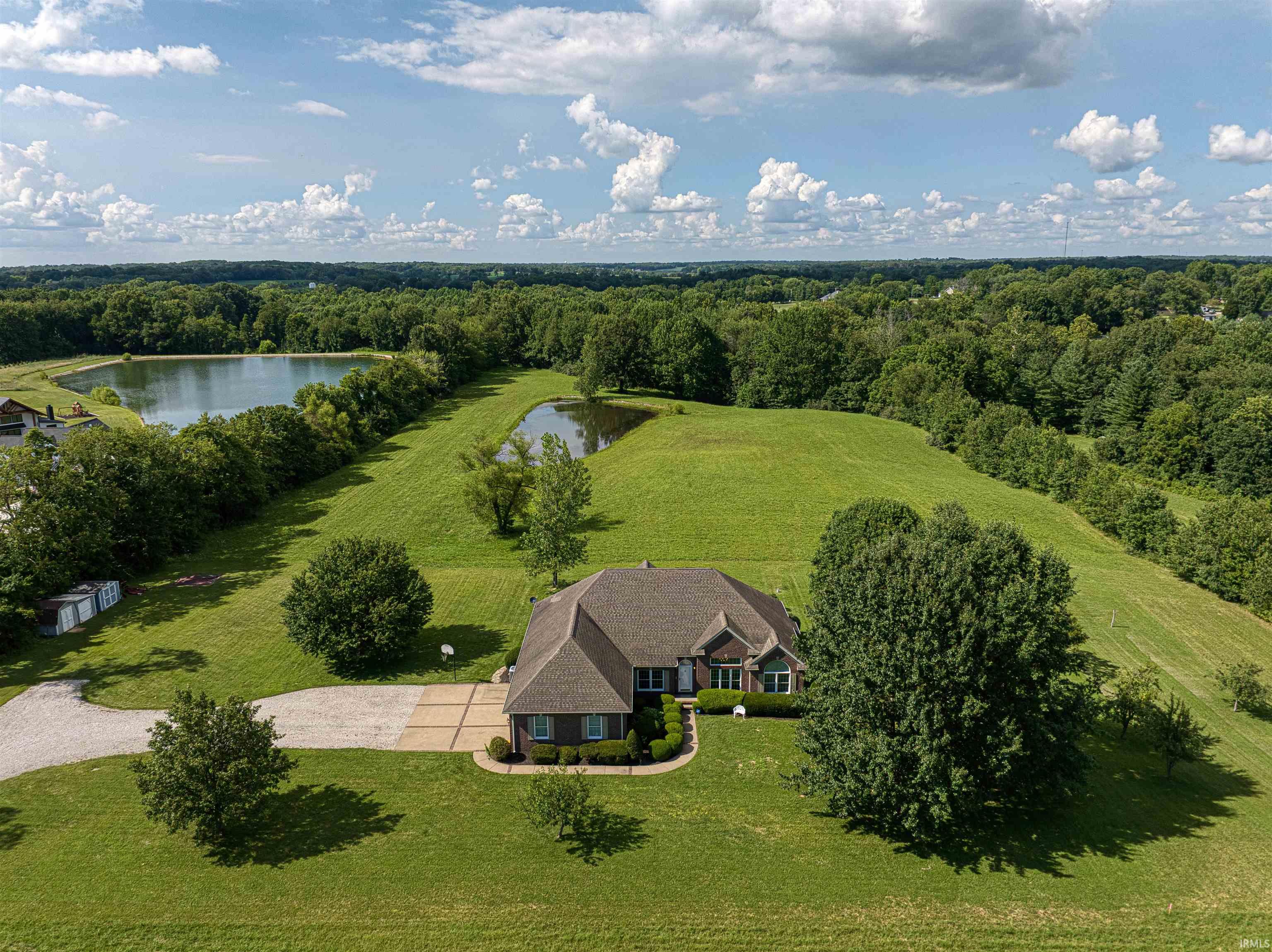 7743 Marx Road Evansville, IN 47720 - Photo 2 of 46 Gallery Image 2