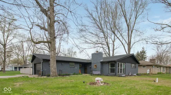 $198,900 | 3400 West Fleetwood Drive, Muncie, IN 47302