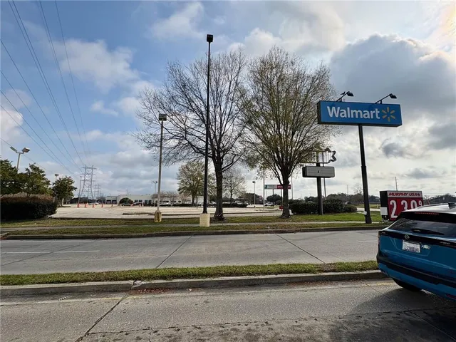 $2 | 4808 Lapalco Boulevard, Marrero, LA 70072