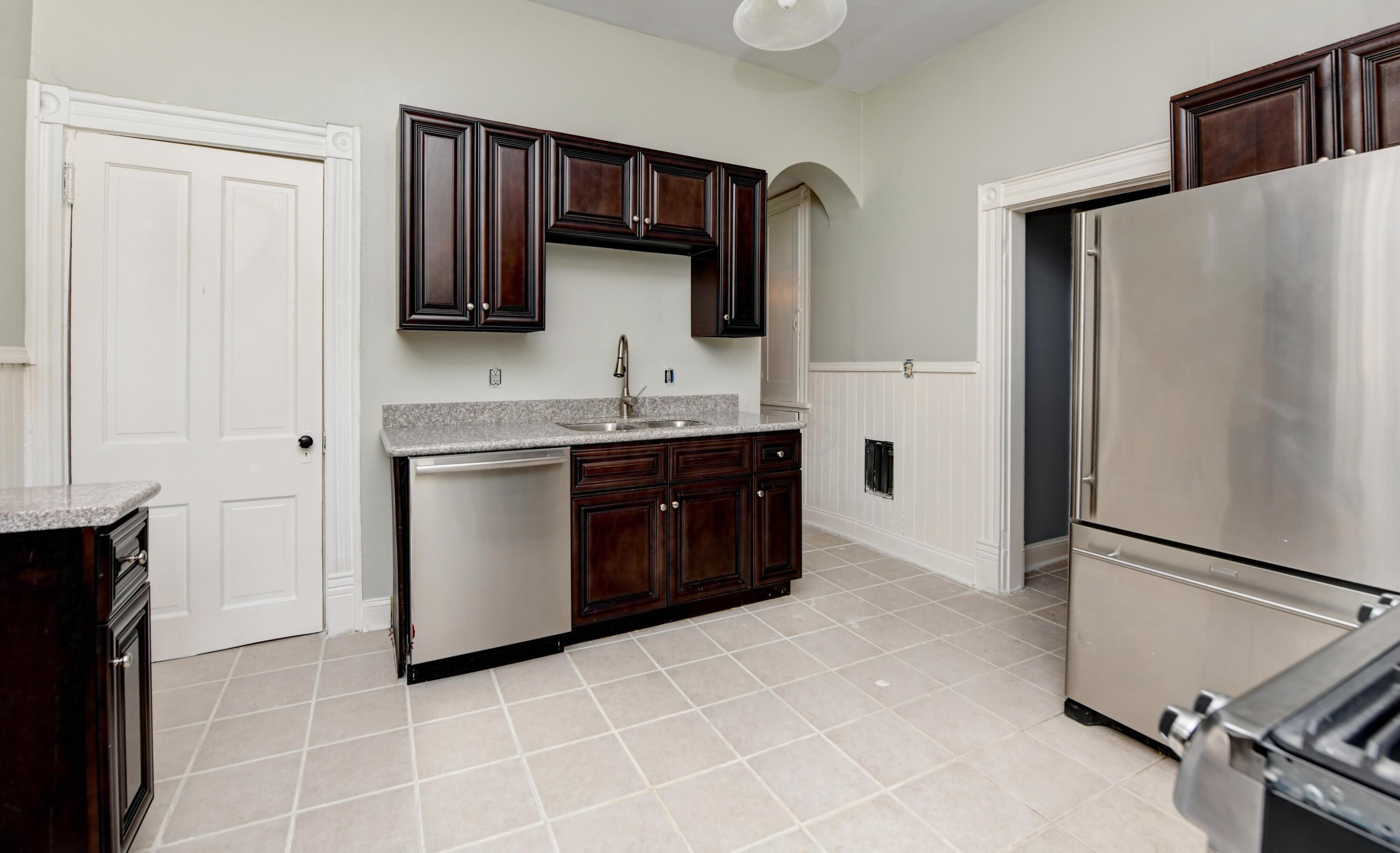 1032 Bryden Road Columbus, OH 43205 - Photo 14 of 26 Kitchen (3)