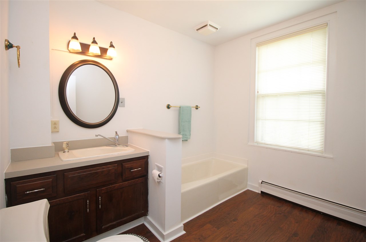 2415 North River Road Marion, IN 46952 - Photo 19 of 36 Gallery Image 19