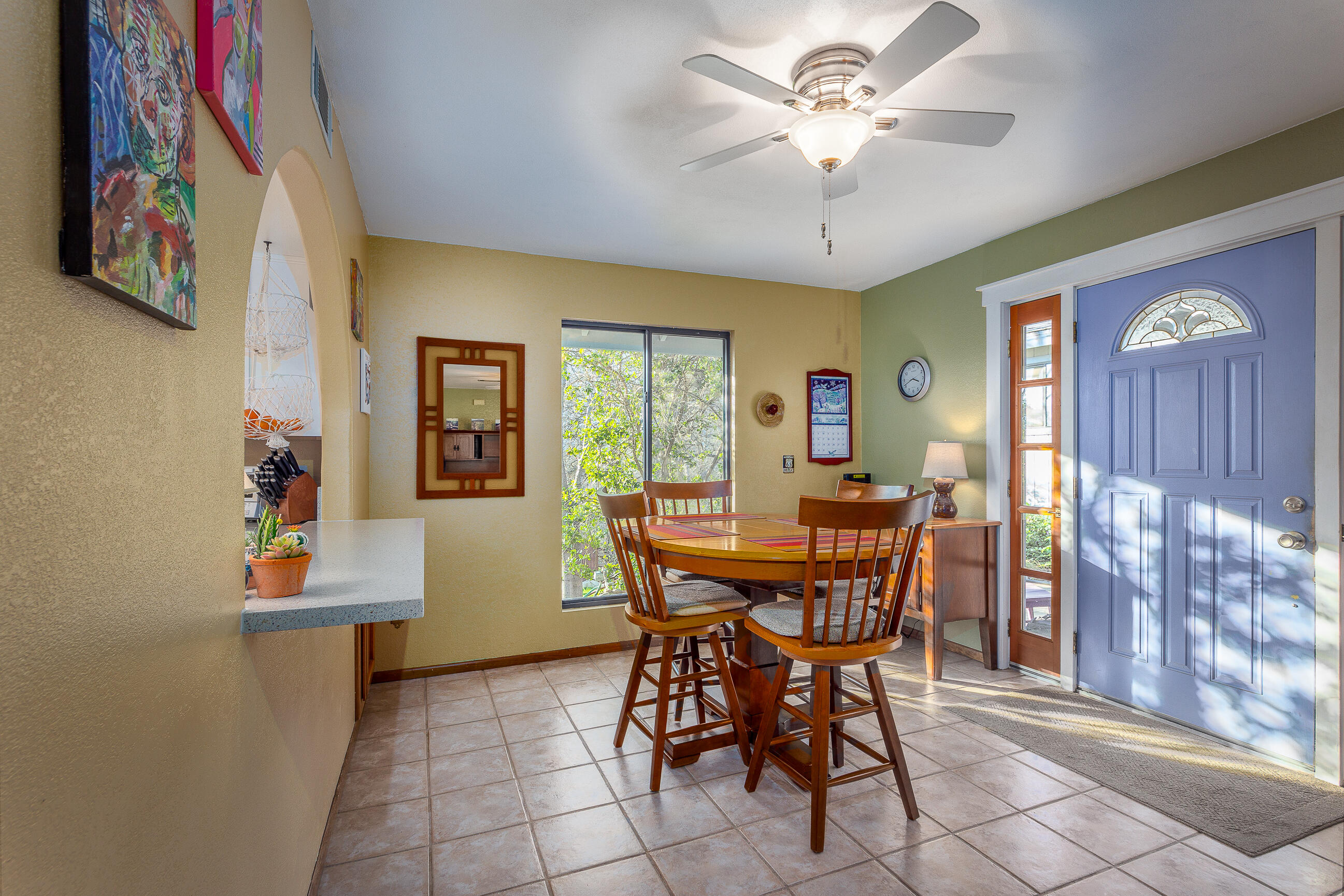 42175 Mynatt Drive Three Rivers, CA 93271 - Photo 5 of 25 -