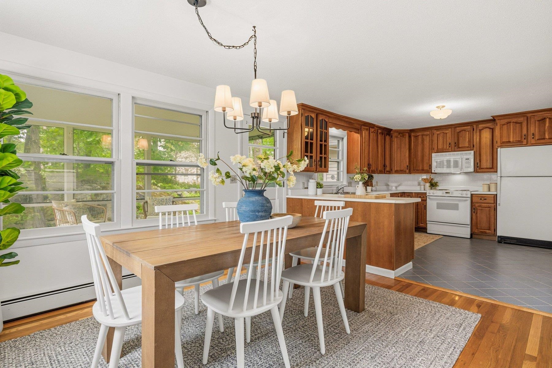 15 Harding Road Portsmouth, NH 03801 - Photo 10 of 38 Gallery Image 10