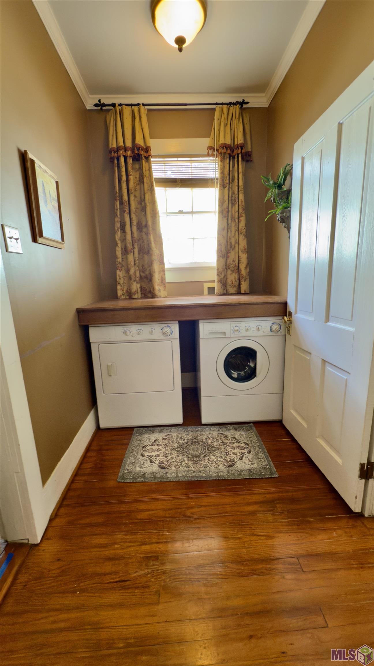 728 Europe Street Baton Rouge, LA 70802 - Photo 18 of 24 Laundry Room