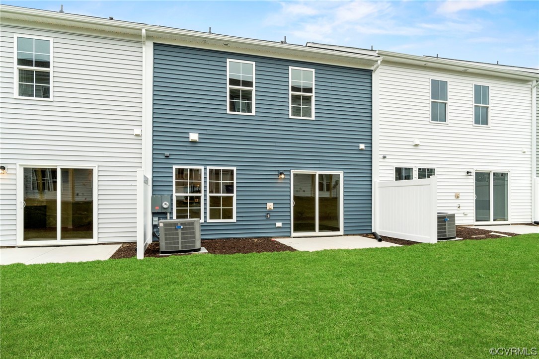 11252 Benton Pointe Way Chester, VA 23831 - Photo 25 of 26 a front view of a house with a garden
