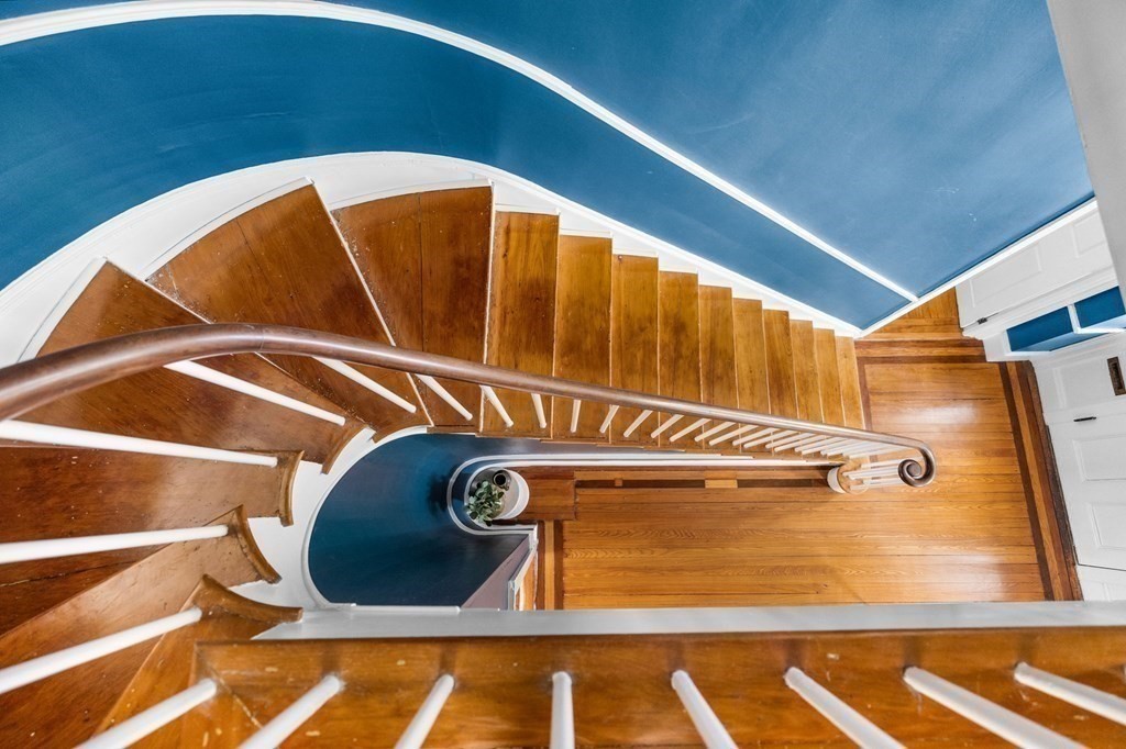 235 Main Street Hingham, MA 02043 - Photo 22 of 36 a close up of a street sign