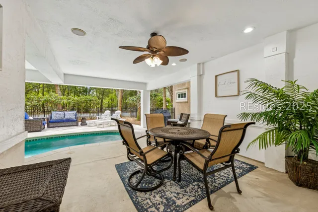 $1,695,000 | 17 Corine Lane, Hilton Head Island, SC 29928