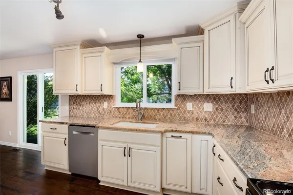 $510,000 | 5295 South Liverpool Way, Centennial, CO 80015