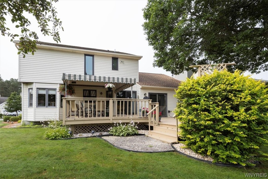 221 Rambling Road Amherst, NY 14051 - Photo 20 of 33 Lovely two- tiered deck with Kohler Awning is perf