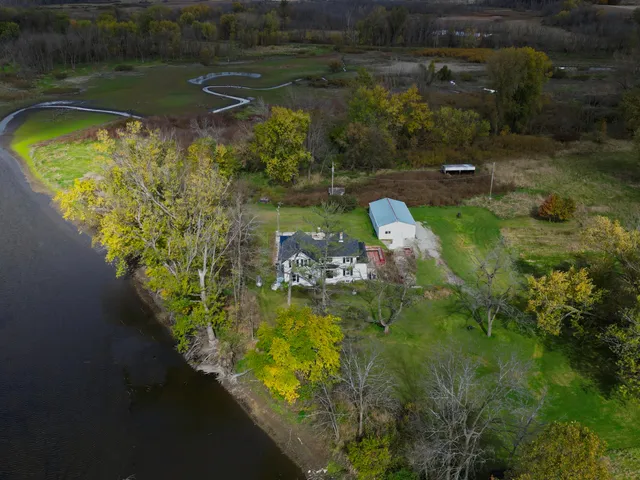 $795,000 | W2951 Monroe Road, Ixonia, WI 53036