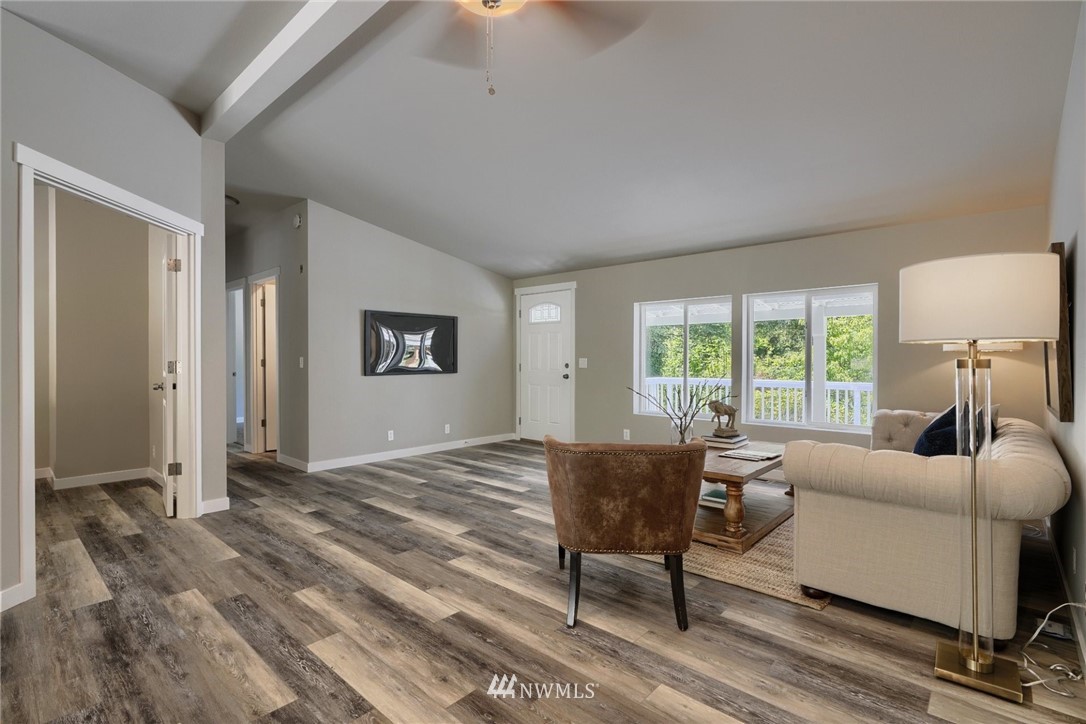 18202 Storm Lake Road Snohomish, WA 98290 - Photo 5 of 25 Gallery Image 5