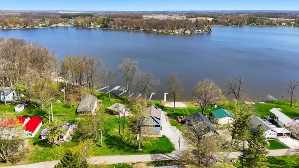 $524,900 | 160 Ln 100 Long Lake, Fremont, IN 46737