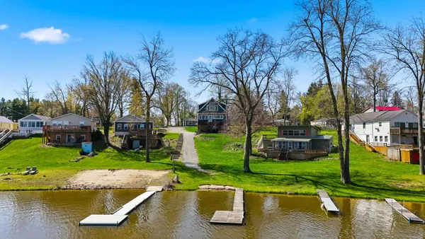 $524,900 | 160 Ln 100 Long Lake, Fremont, IN 46737