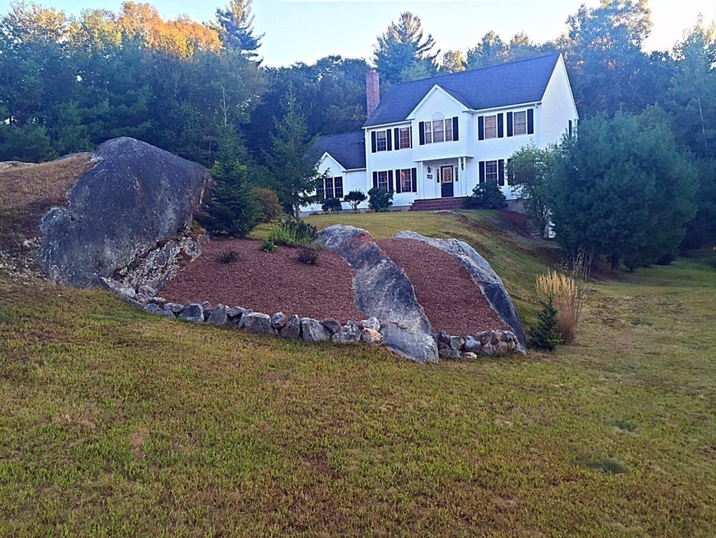 78 Highridge Road Bellingham, MA 02019 - Photo 3 of 26 Gallery Image 3