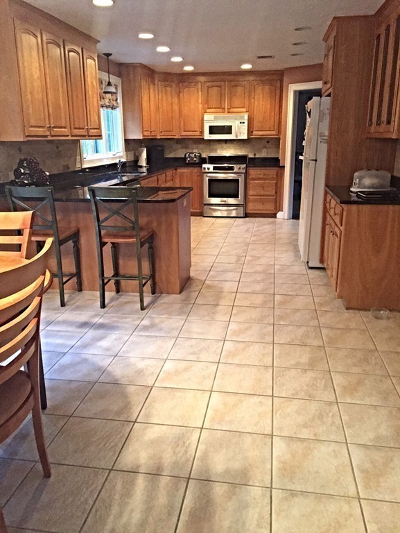 78 Highridge Road Bellingham, MA 02019 - Photo 7 of 26 Gallery Image 7