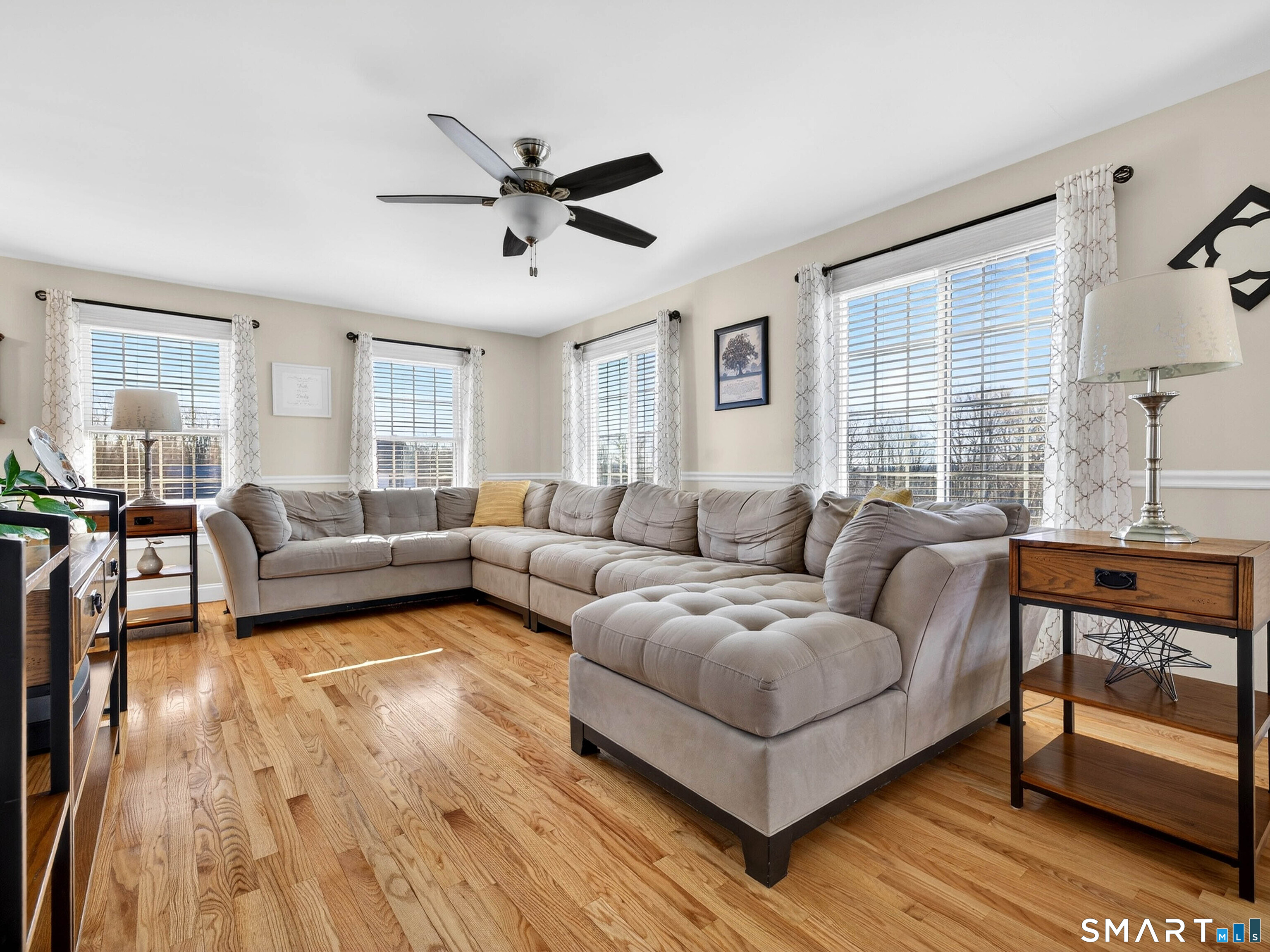 20 Colonial Heights Road East Haven, CT 06473 - Photo 10 of 39 a living room with furniture and a large window