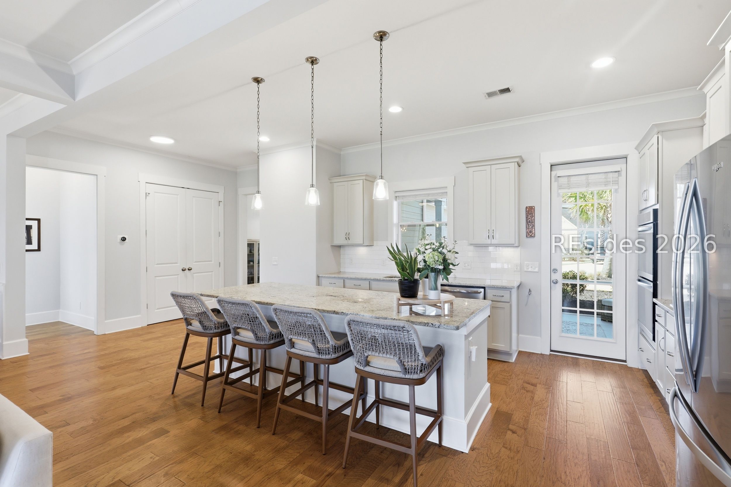 306 Castaway Drive Bluffton, SC 29910 - Photo 6 of 63