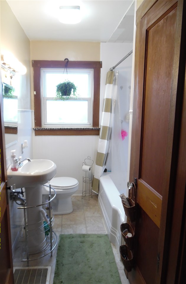 540 Giesler Road Jasper, IN 47546 - Photo 4 of 18 Gallery Image 4