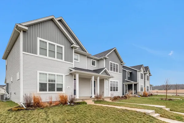 $2,700 | 1638 Happy Trail, Fitchburg, WI 53593