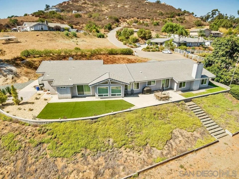 11531 Alba Rosa Drive Lakeside, CA 92040 - Photo 25 of 27 Gallery Image 25