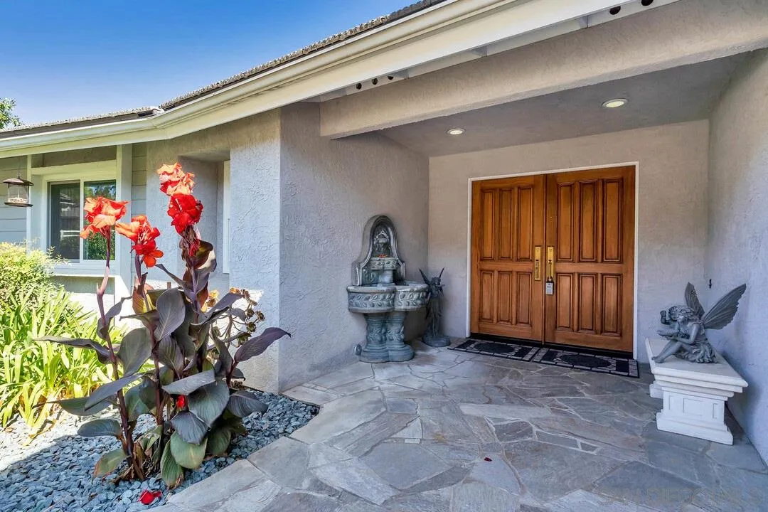 11531 Alba Rosa Drive Lakeside, CA 92040 - Photo 3 of 27 Gallery Image 3