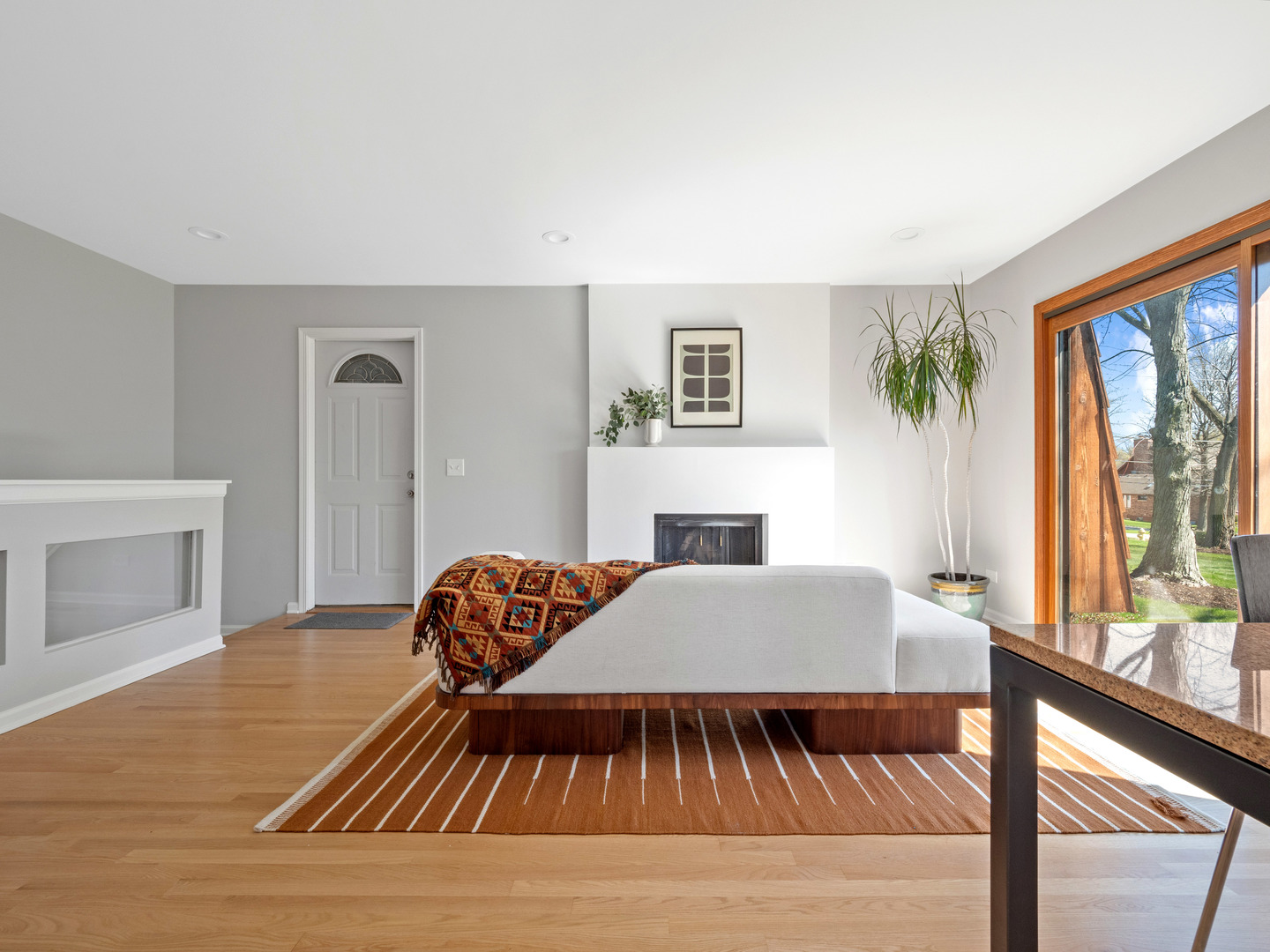 21W741 Bemis Road Glen Ellyn, IL 60137 - Photo 19 of 32 a bedroom with a bed and a couch