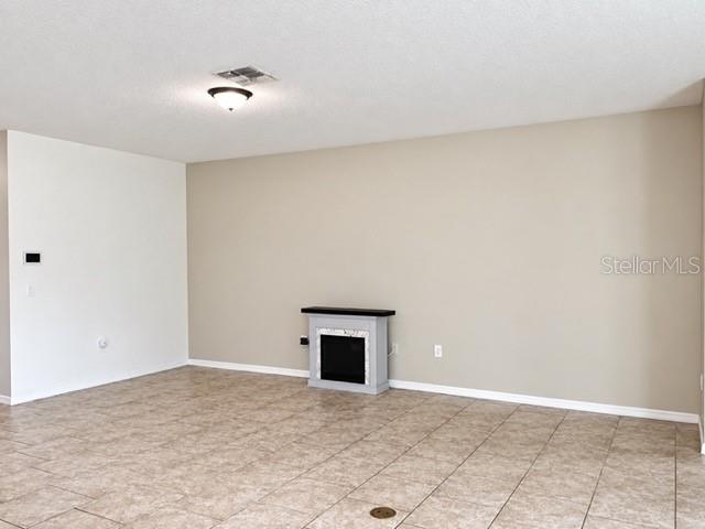 1437 Tawny Ridge Road Kissimmee, FL 34744 - Photo 3 of 17 Gallery Image 3